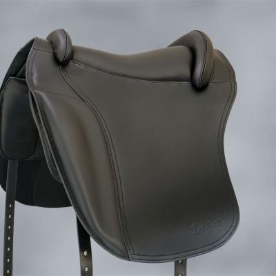 Dressage 95 Schwarz Standard